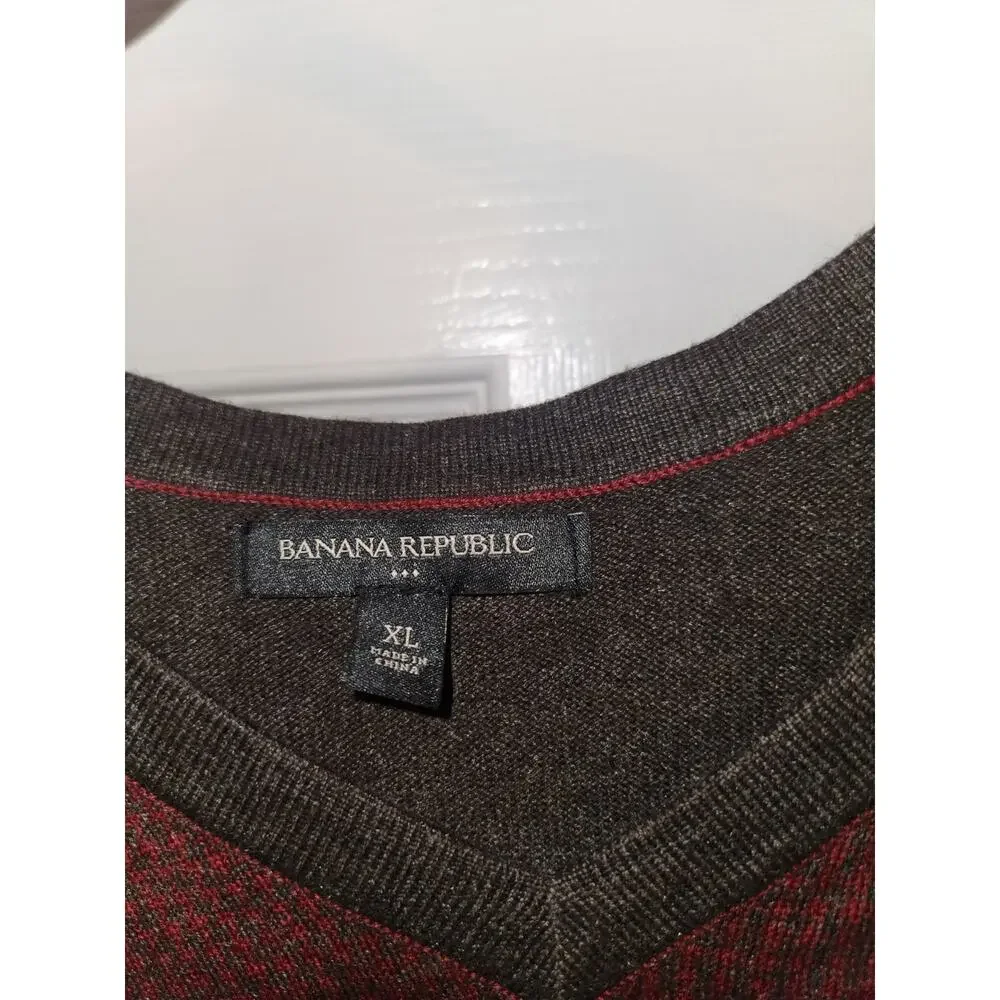 Banana Republic Men's Sweater Burgundy Black XL